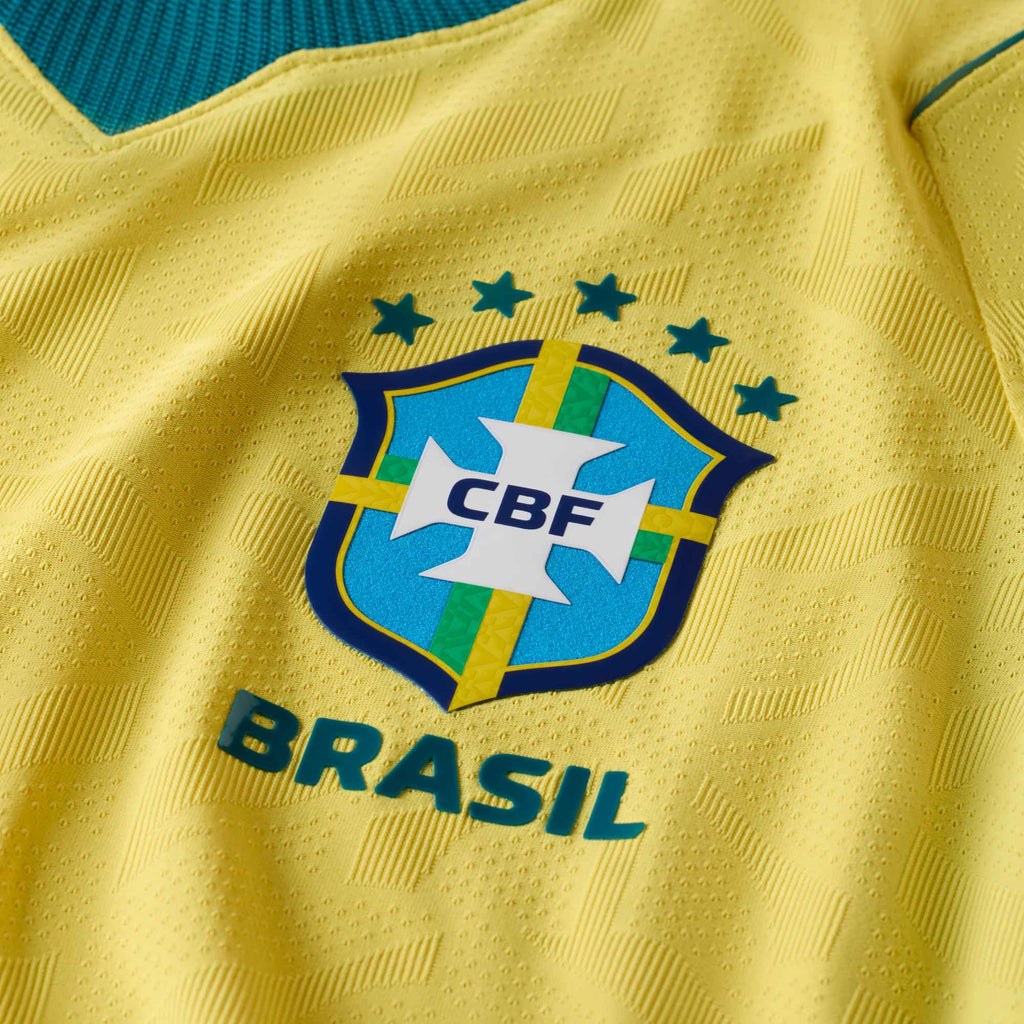 N Camiseta Local Auténtica Match Brasil NJR 2026 para Hombre (Amarillo/Verde Azulado)
